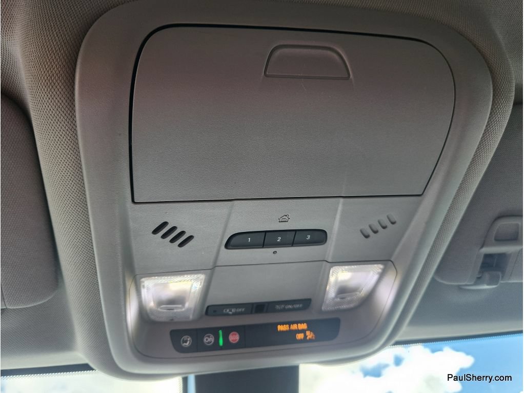 Used 2021 Chevrolet Equinox LT FWD image 33