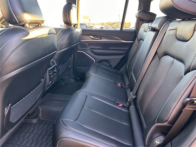 Used 2024 Jeep Grand Cherokee Limited 4xe image 12