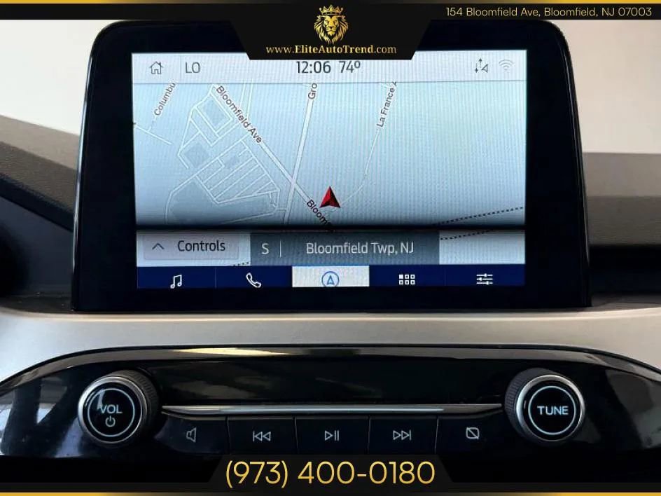 Used 2020 Ford Escape SEL image 16