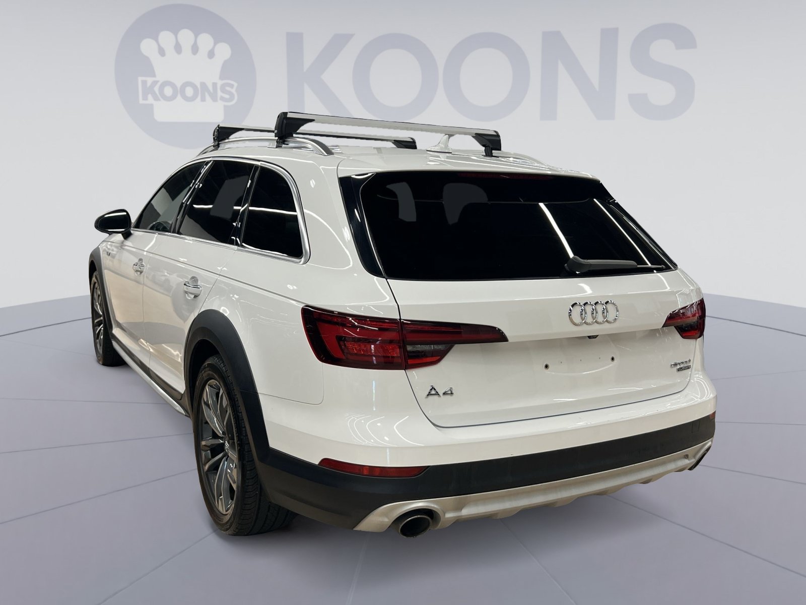 Used 2018 Audi A4 2.0T allroad Premium w/ Convenience Package AWD/4WD image 2