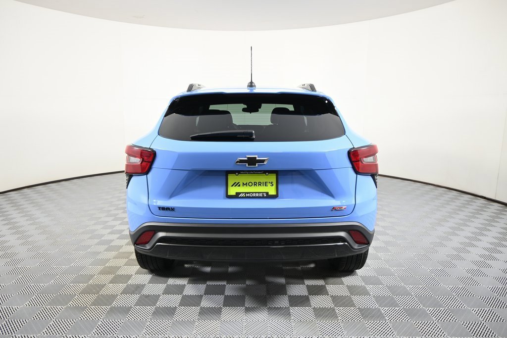 Used 2024 Chevrolet Trax RS w/ Sunroof Package image 5