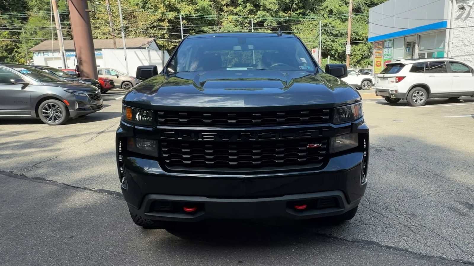 Used 2020 Chevrolet Silverado 1500 Custom Trail Boss w/ Custom Convenience Package AWD/4WD image 3