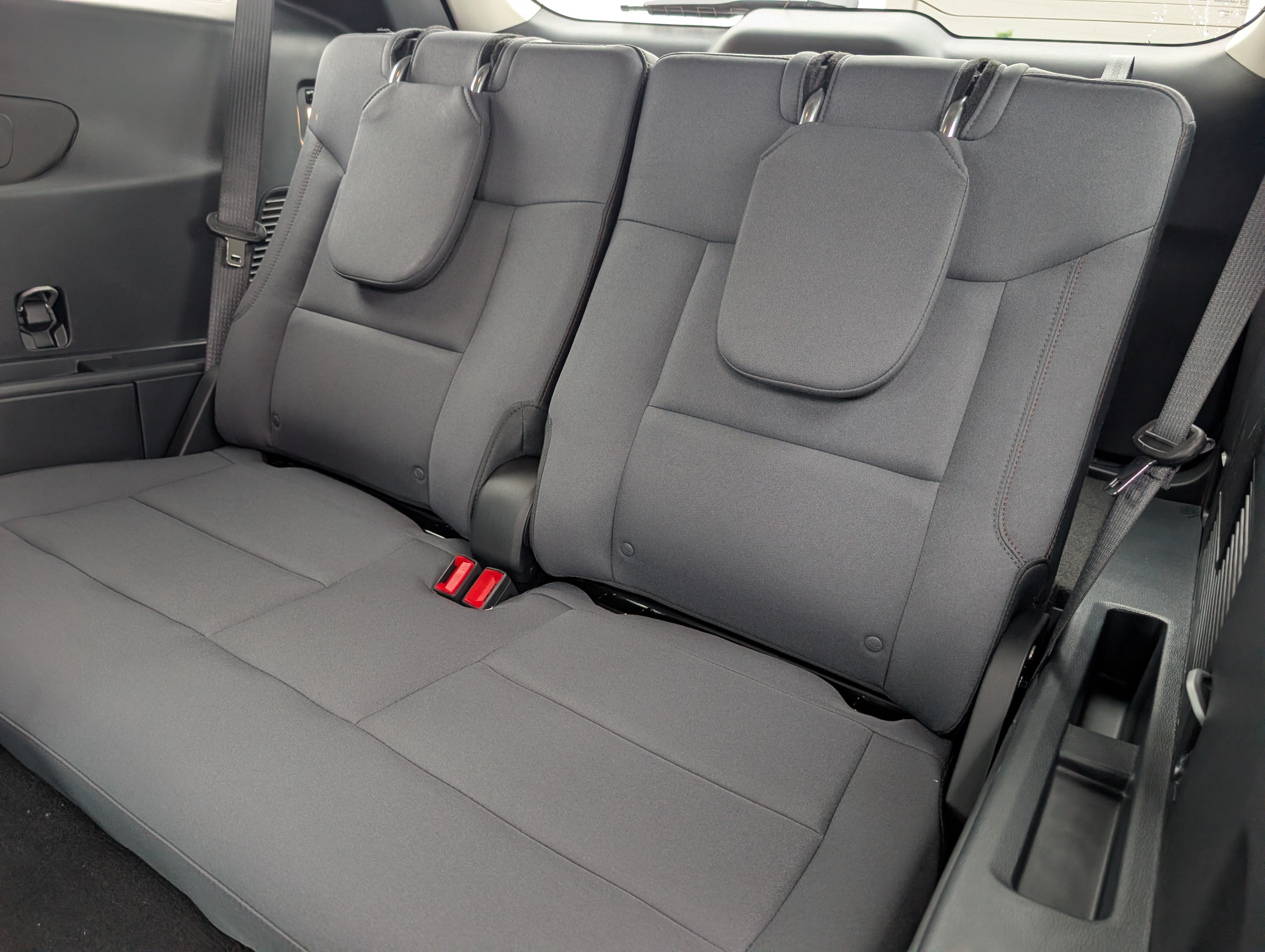 New 2026 Ford Explorer Active RWD image 15