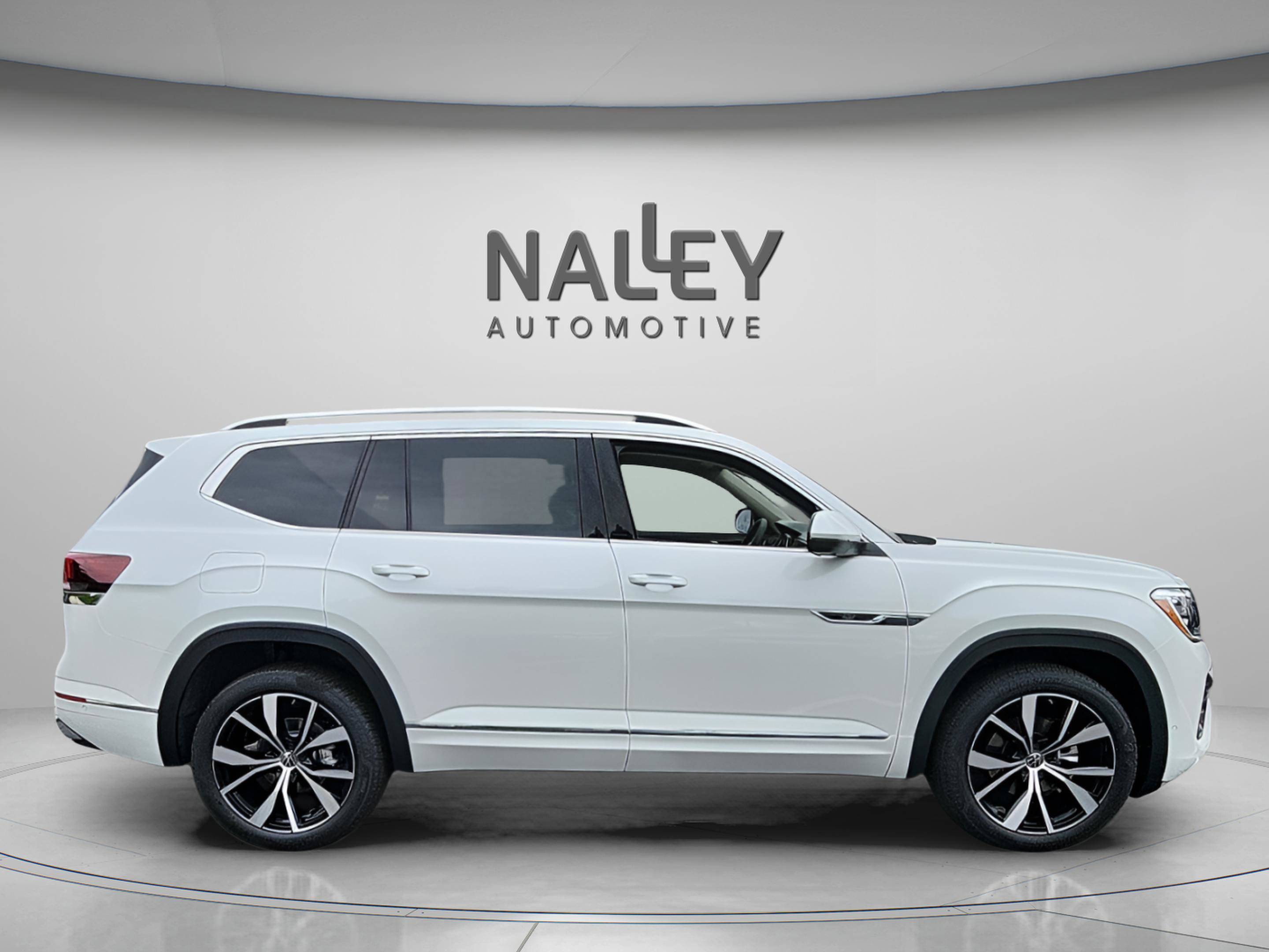 New 2026 Volkswagen Atlas SEL Premium R-Line image 7