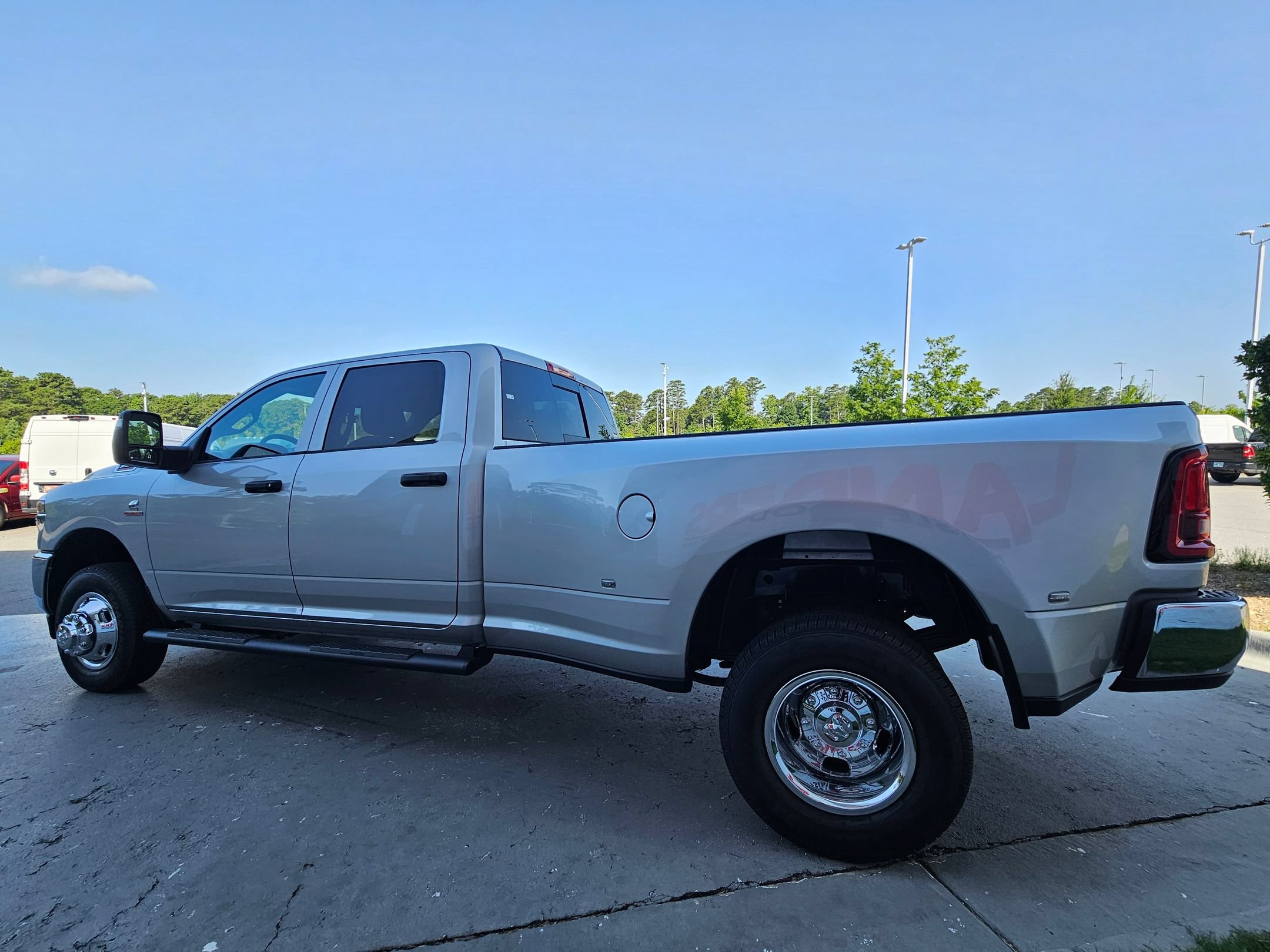 New 2026 RAM 3500 Tradesman AWD/4WD image 5
