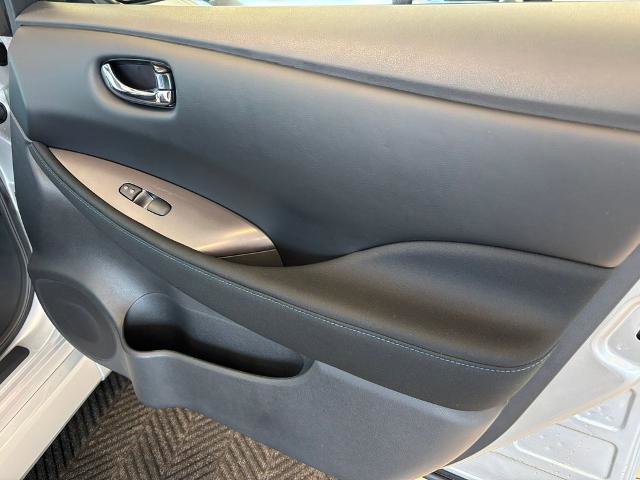 Certified 2025 Nissan Leaf S FWD image 25