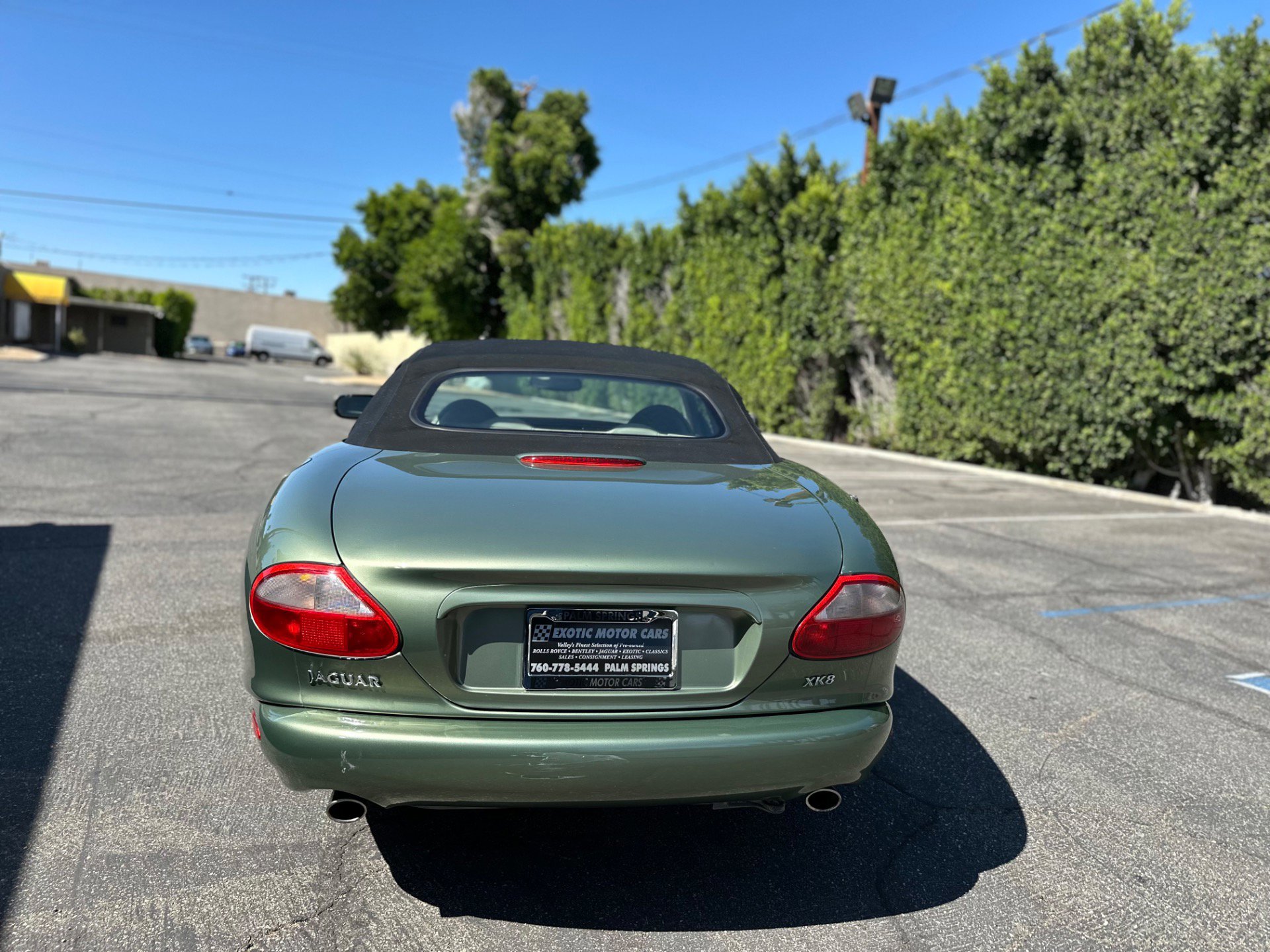 Used 1999 Jaguar XK8 Convertible RWD image 11