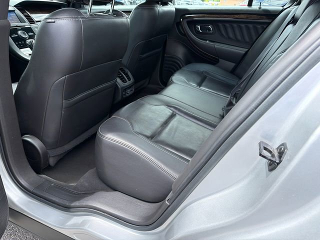 Used 2019 Ford Taurus Limited FWD image 20