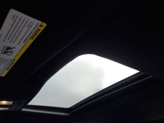 Used 2016 RAM 1500 Limited image 19