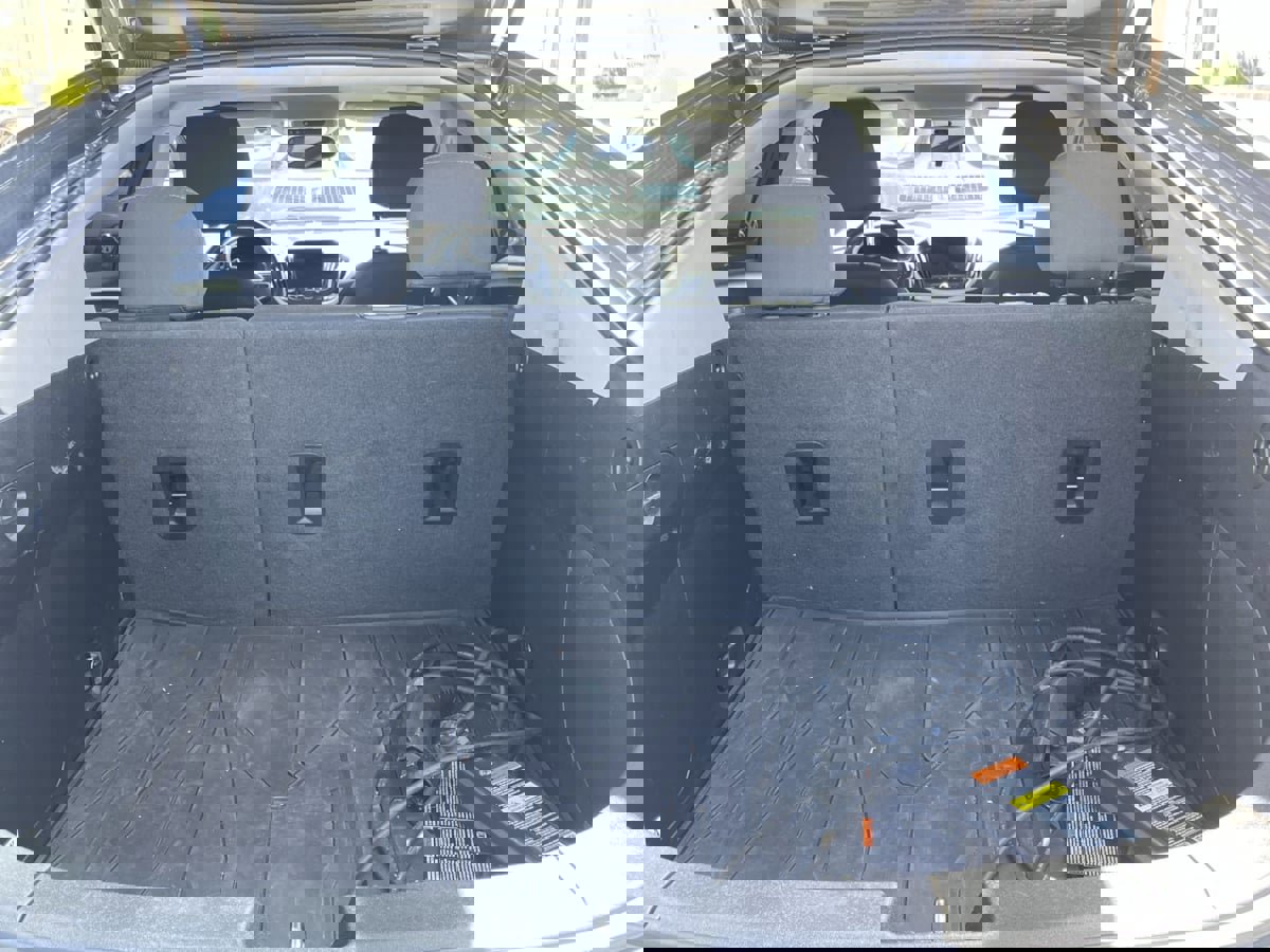 Used 2018 Chevrolet Volt LT image 20