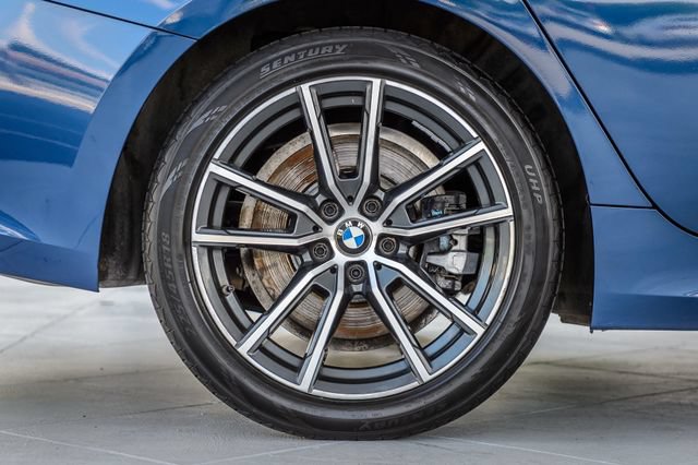 Used 2022 BMW 330i xDrive Sedan w/ Driving Assistance Package AWD/4WD image 14
