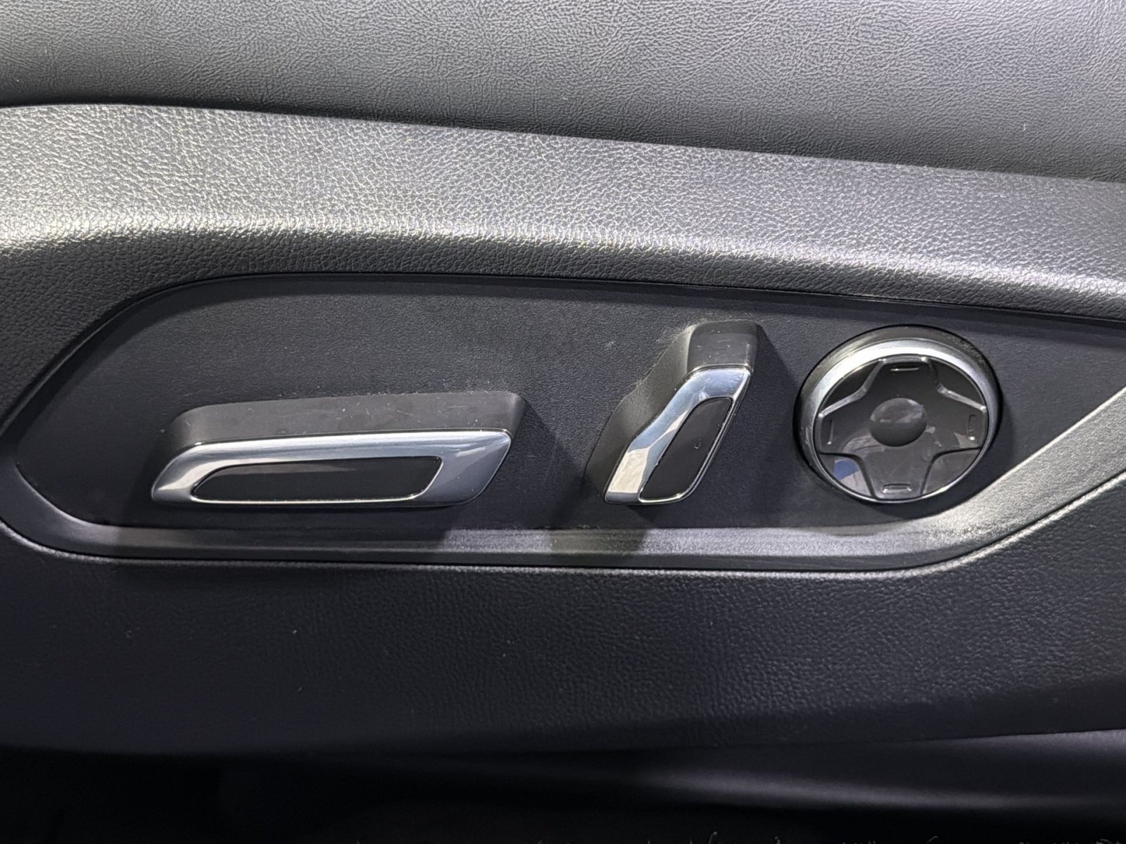 Used 2021 Acura TLX w/ Technology Package FWD image 24