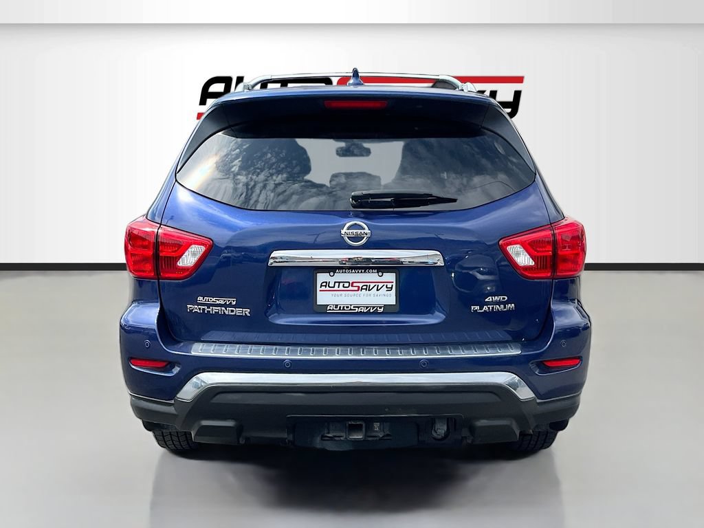 Used 2020 Nissan Pathfinder Platinum AWD/4WD image 6