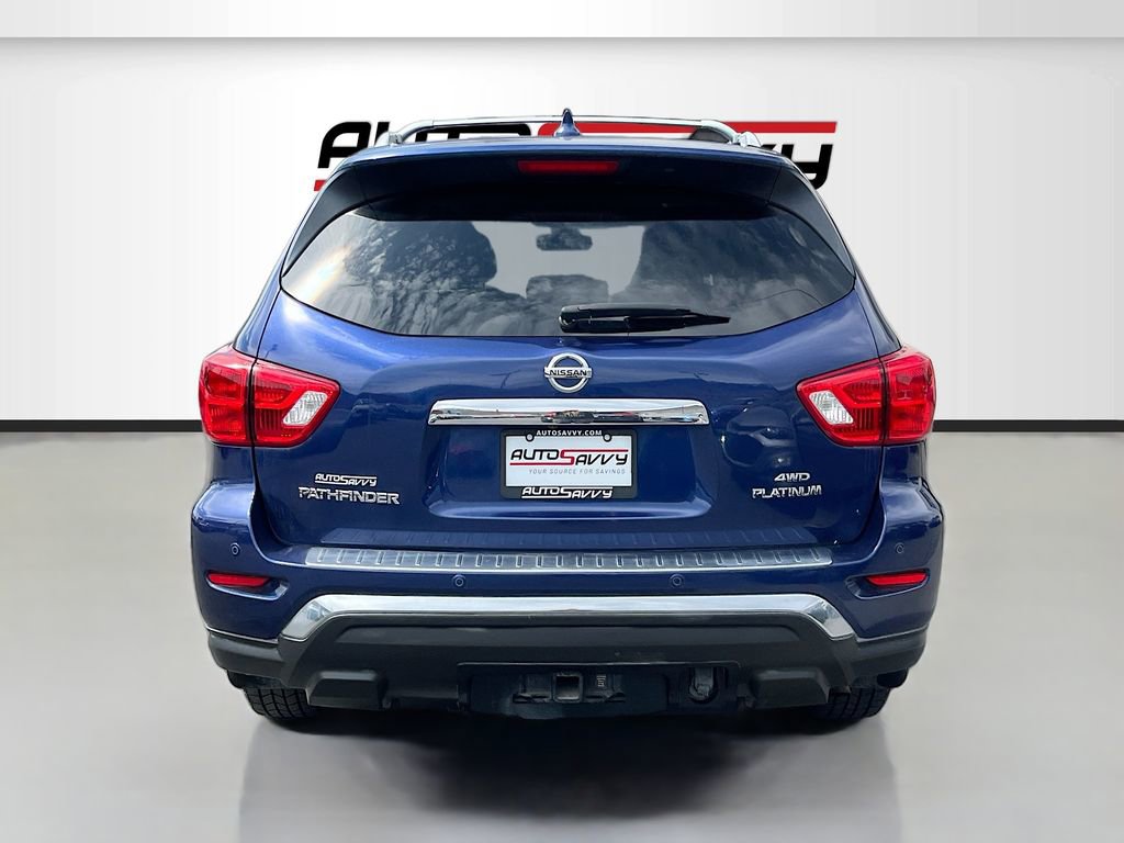 Used 2020 Nissan Pathfinder Platinum AWD/4WD image 6