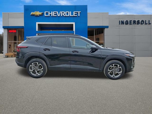 Used 2026 Chevrolet Trax LT w/ Driver Confidence Package image 23
