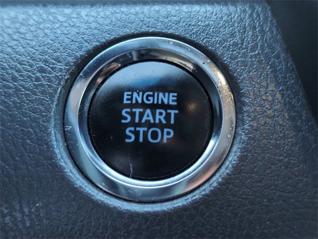 Used 2018 Toyota Camry XSE image 16