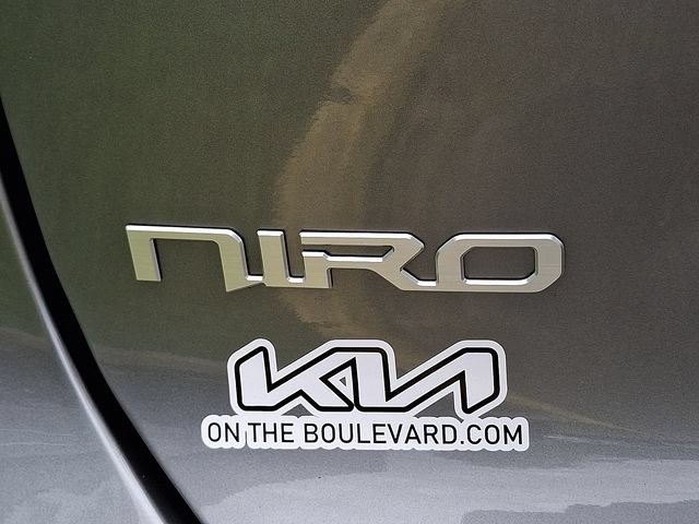 Certified 2024 Kia Niro LX FWD image 29