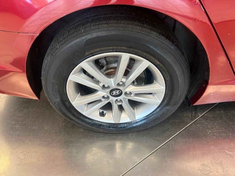 Used 2015 Hyundai Sonata SE FWD image 9
