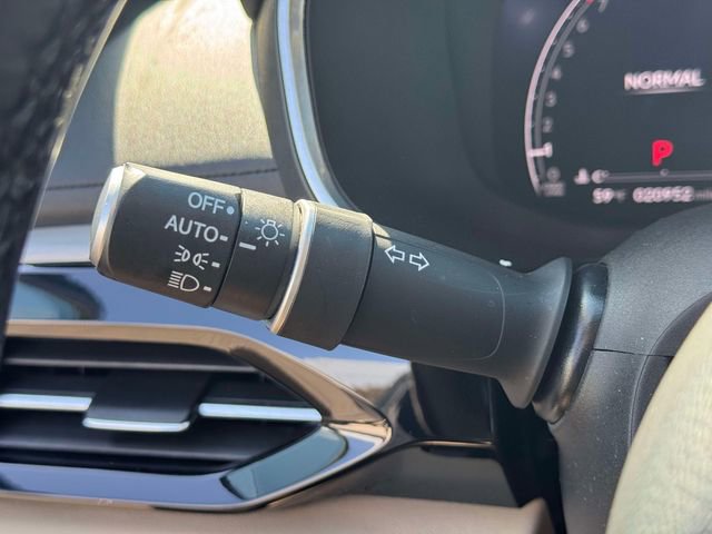 Used 2023 Acura MDX SH-AWD w/ Technology Package image 29