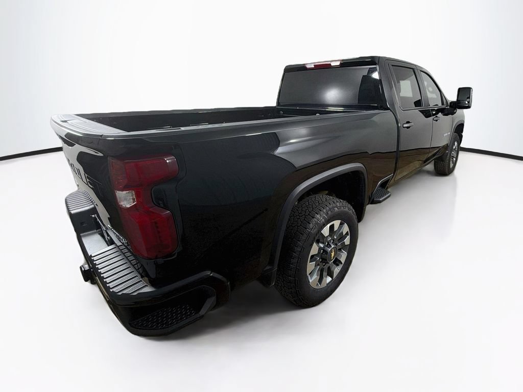 Used 2025 Chevrolet Silverado 2500 Custom w/ Custom Value Package AWD/4WD image 5
