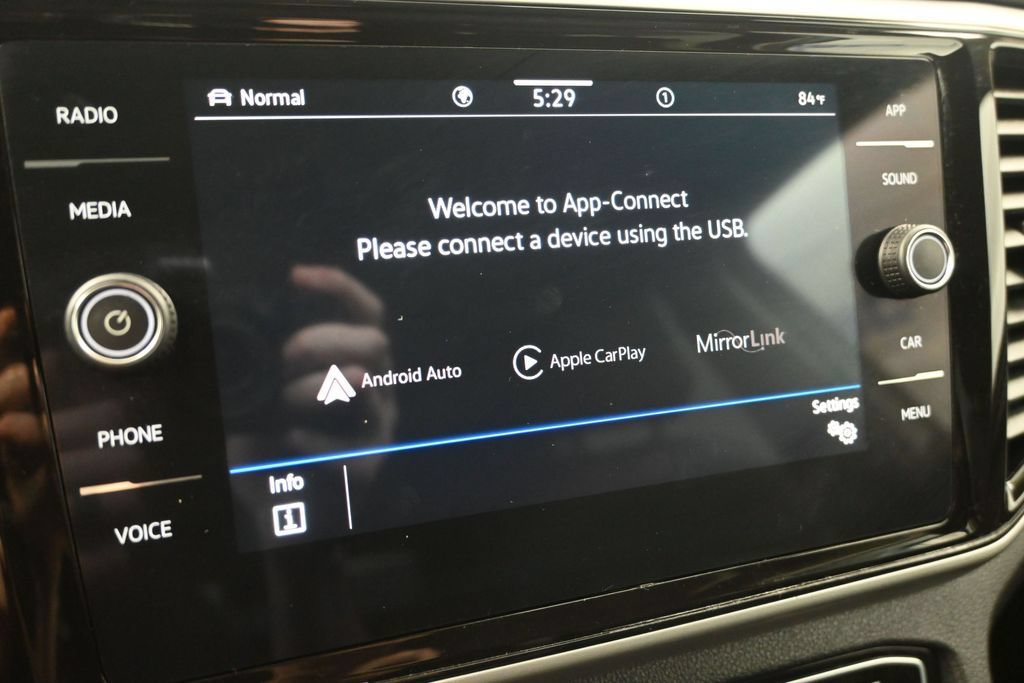 Used 2023 Volkswagen Atlas SE AWD/4WD image 19