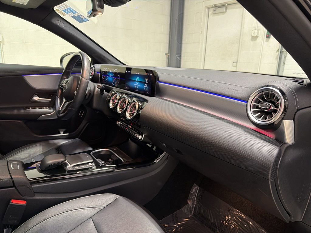 Used 2022 Mercedes-Benz A 220 4MATIC image 33