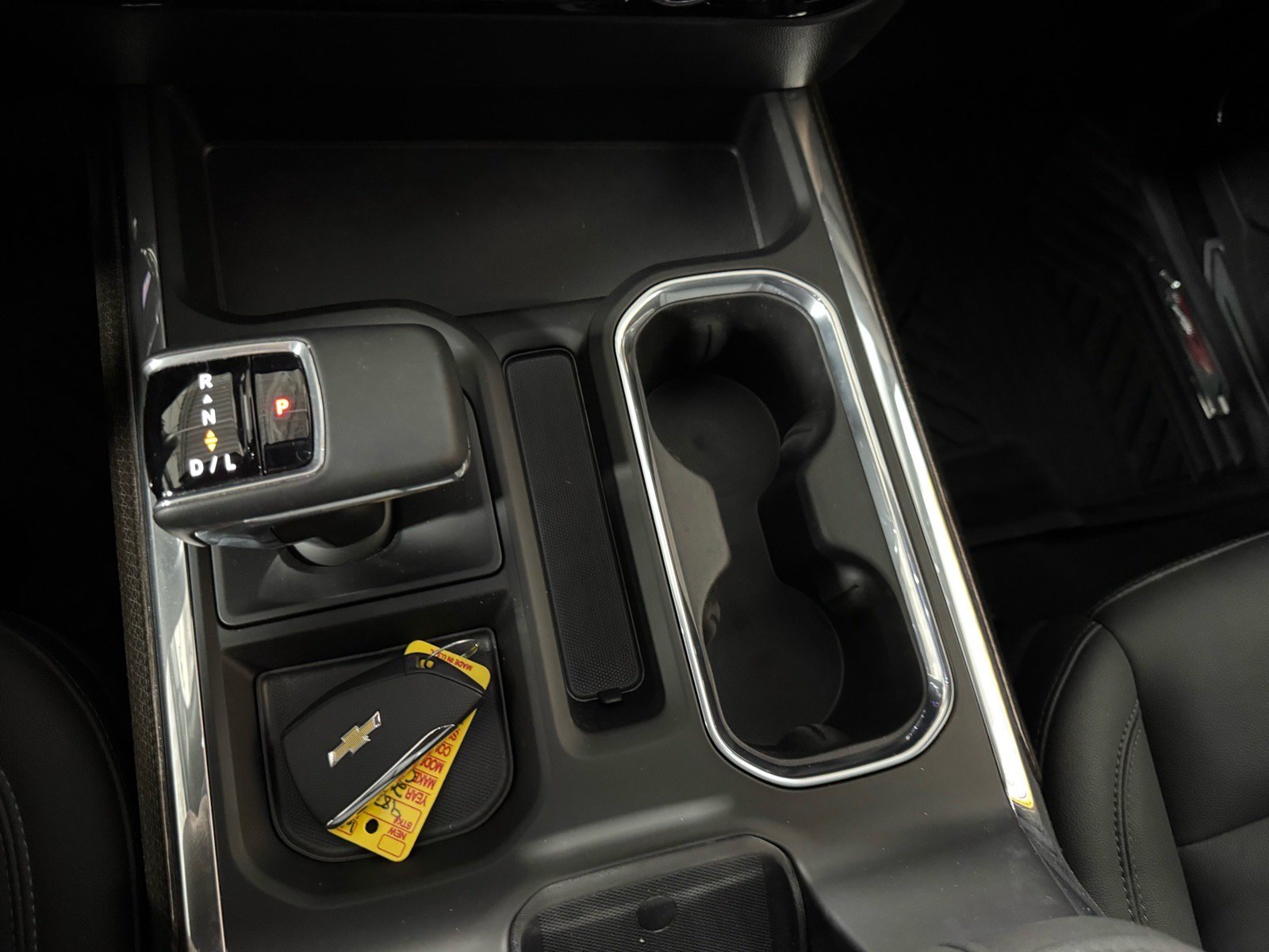 Used 2025 Chevrolet Silverado 1500 LT Trail Boss w/ Convenience Package II AWD/4WD image 17