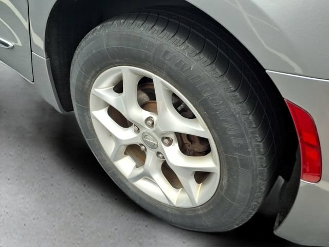 Used 2017 Chrysler Pacifica Touring-L w/ Tire & Wheel Group FWD image 19