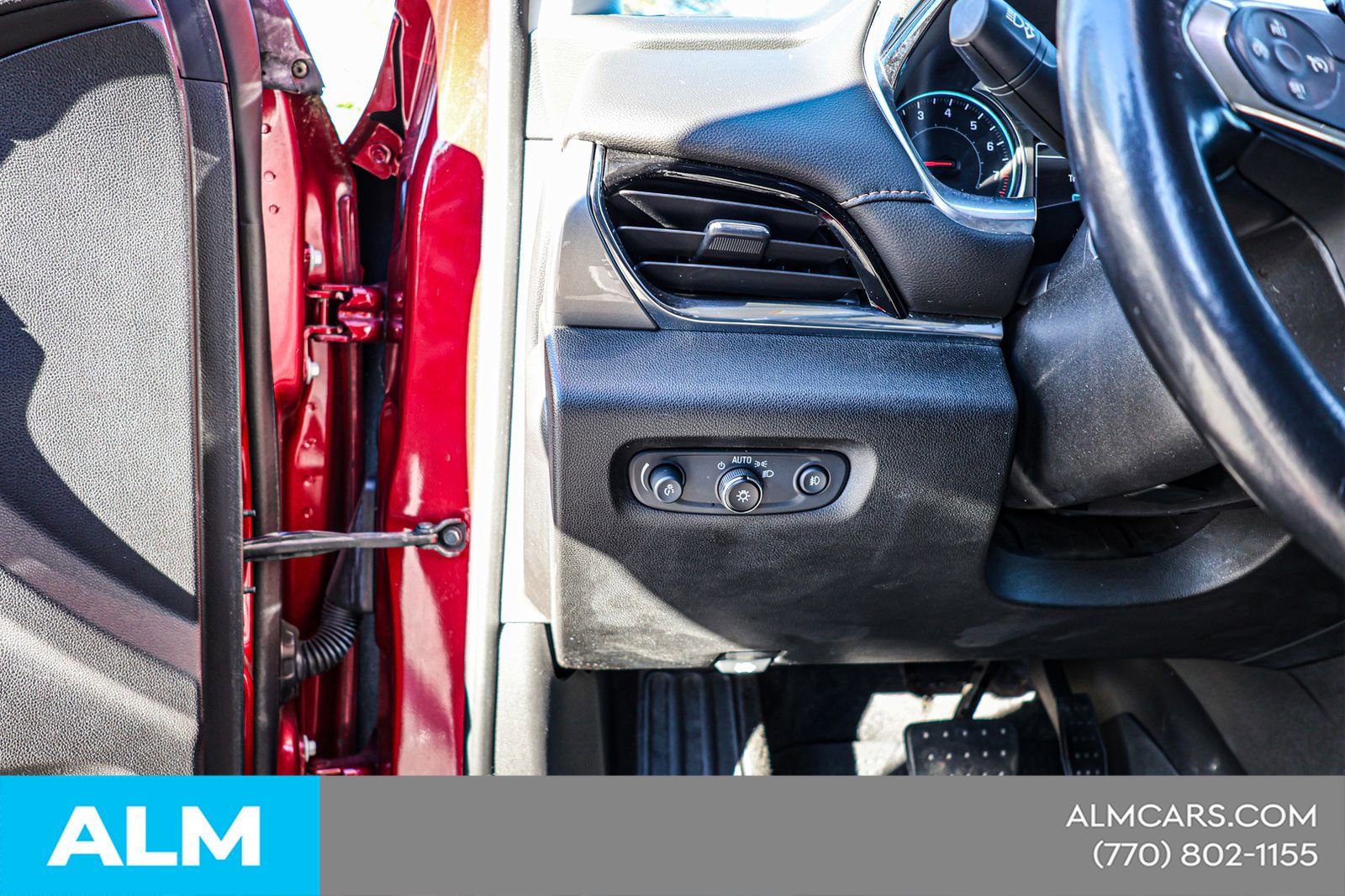 Used 2019 Chevrolet Traverse LT w/ LPO, Floor Liner Package image 21