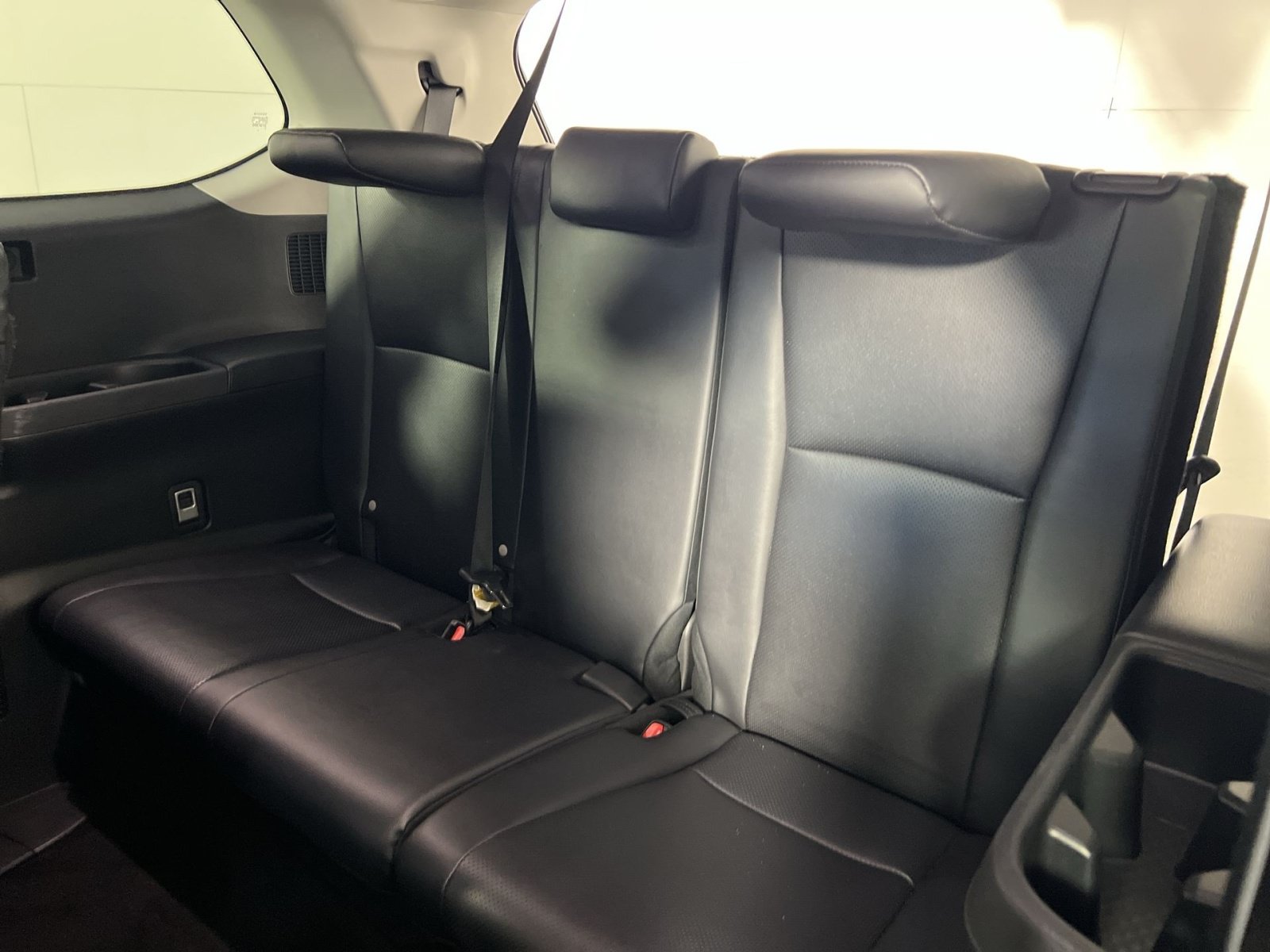 Used 2025 Toyota Grand Highlander AWD image 23