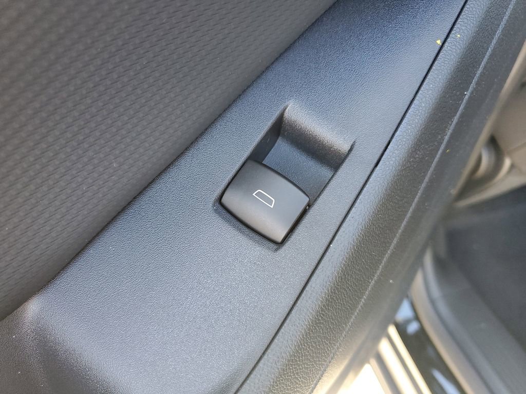 New 2026 Chevrolet Equinox LT w/ Safety and Technology Package image 15