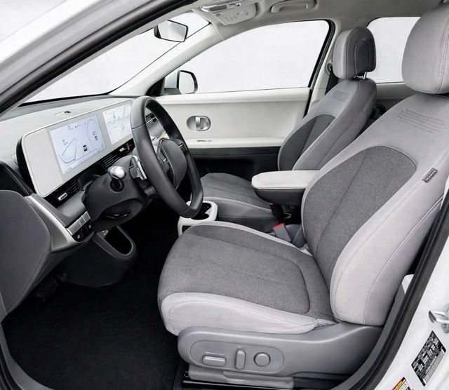 Used 2024 Hyundai Ioniq 5 SEL AWD/4WD image 12