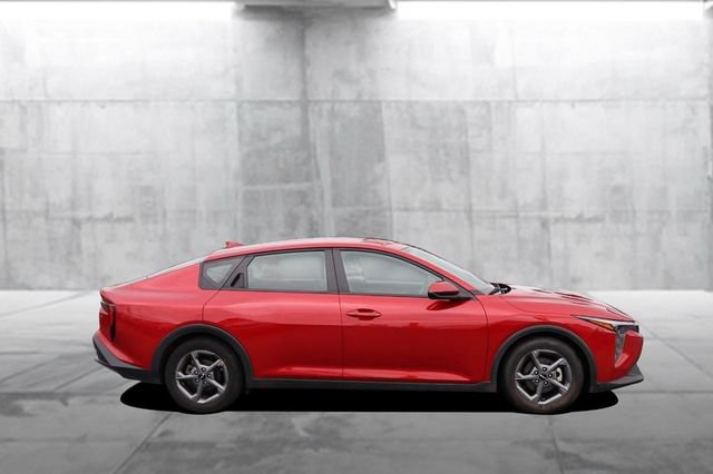 Used 2025 Kia K4 FWD image 5