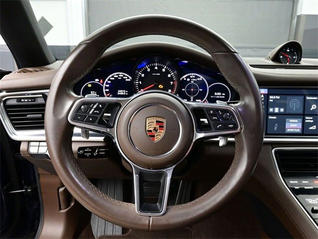 Used 2018 Porsche Panamera 4S image 8
