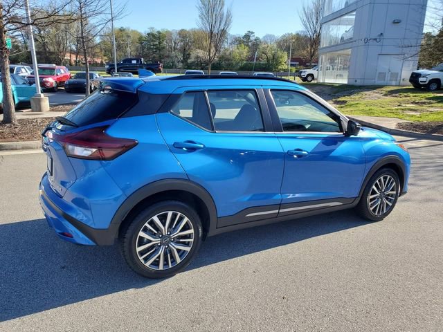 Certified 2024 Nissan Kicks SR image 4