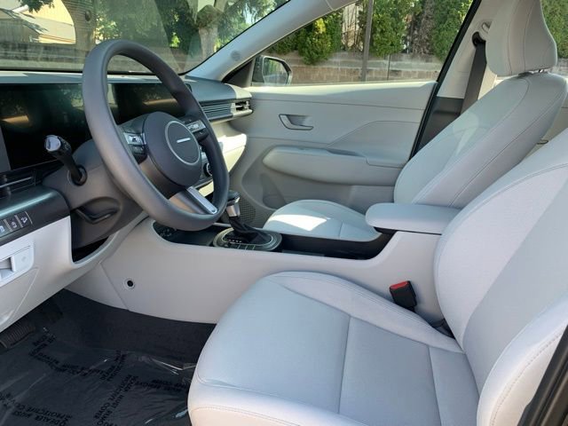 New 2026 Hyundai Kona SE image 11