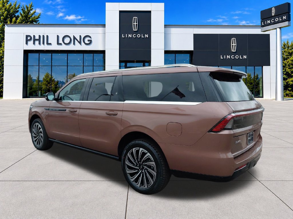 New 2026 Lincoln Navigator L Black Label AWD/4WD image 7