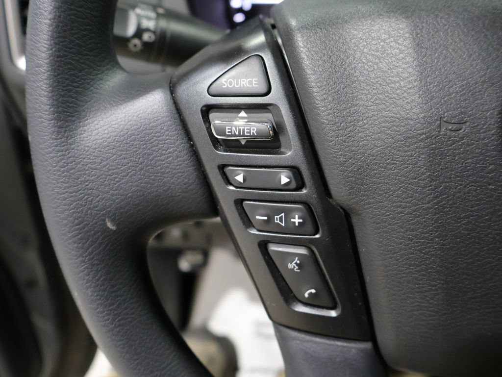 Used 2024 Nissan Frontier SV AWD/4WD image 33