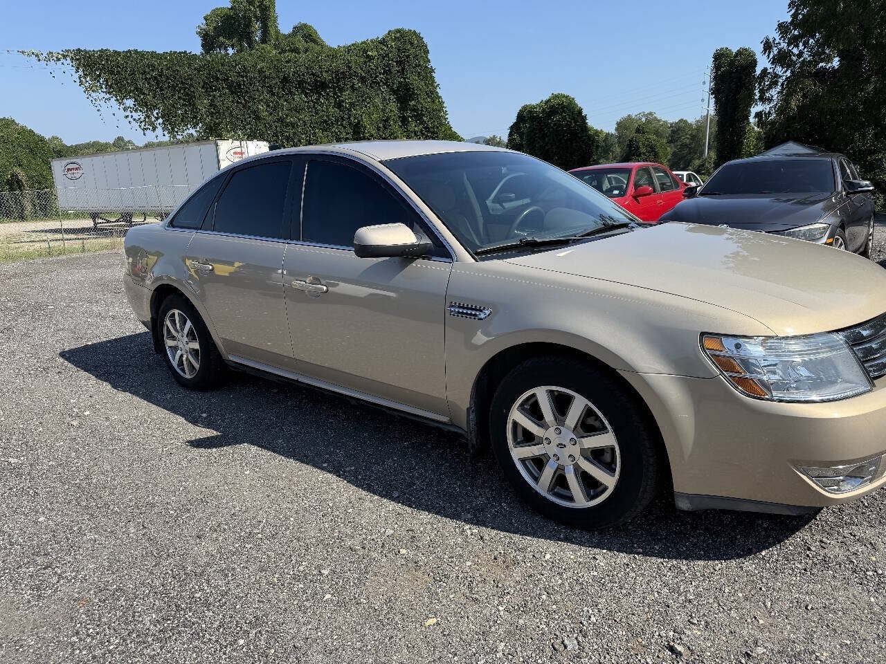 Used 2008 Ford Taurus SEL FWD image 9