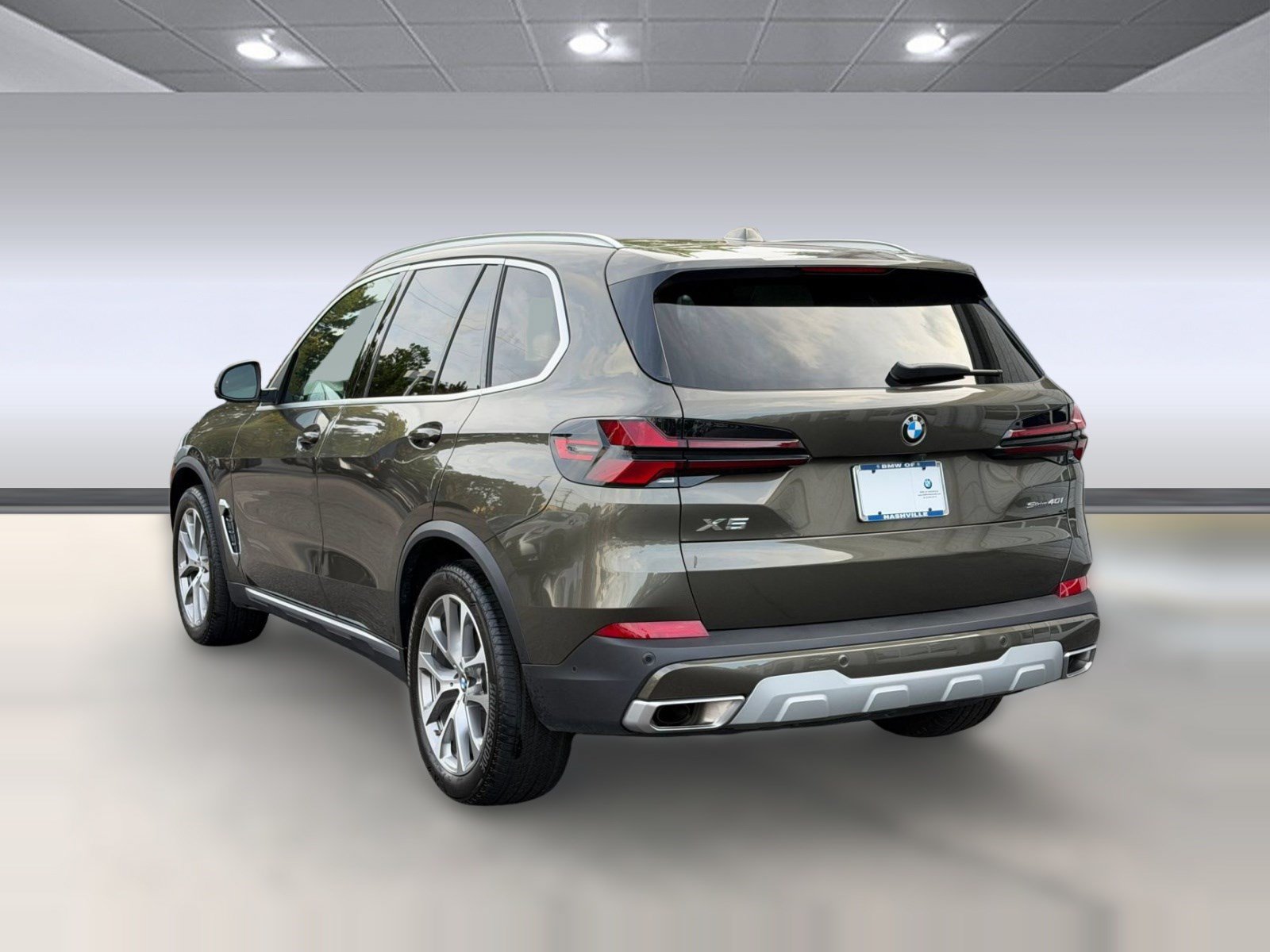 Certified 2026 BMW X5 sDrive40i RWD image 3