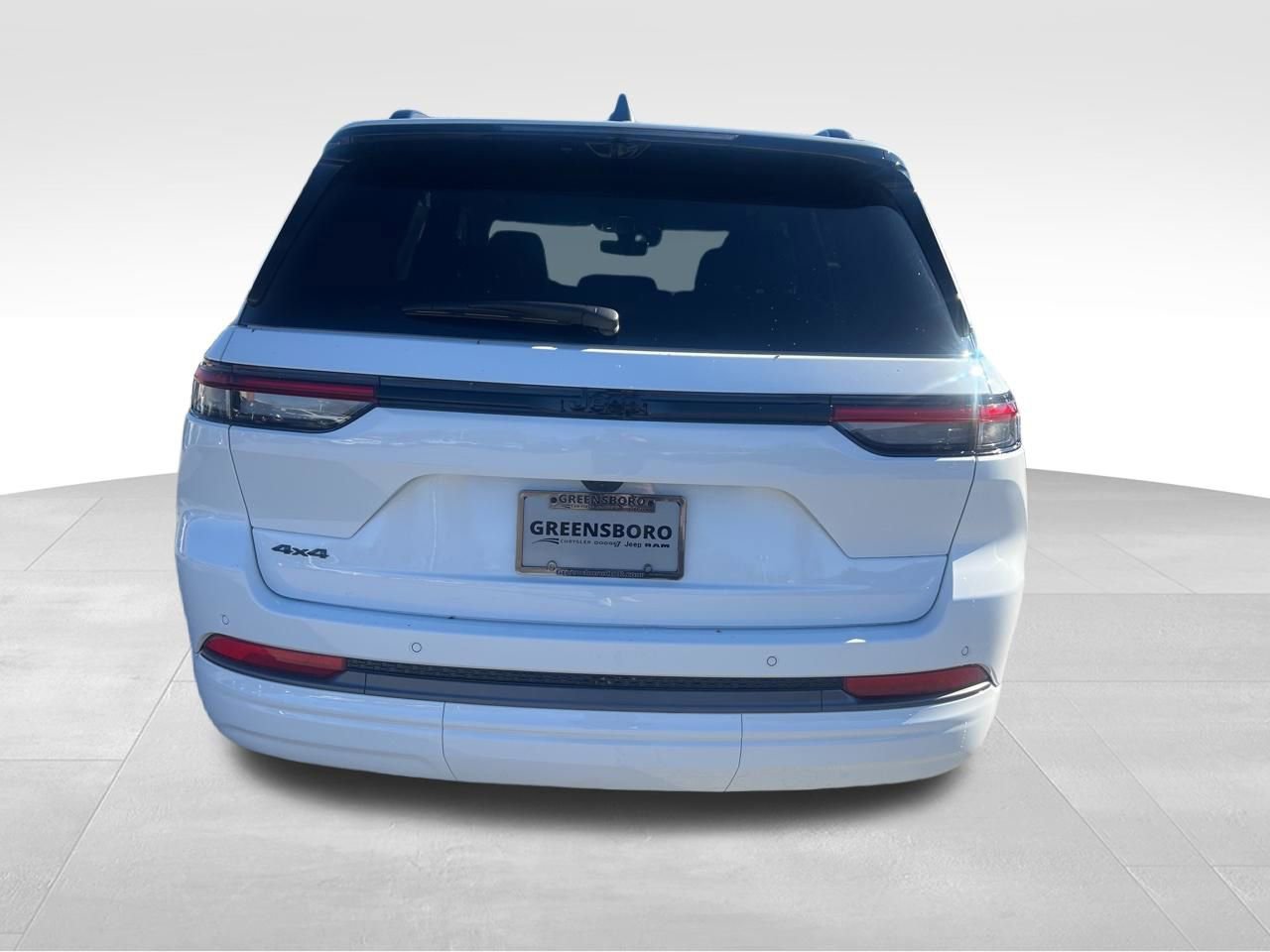 New 2026 Jeep Grand Cherokee Limited AWD/4WD image 4