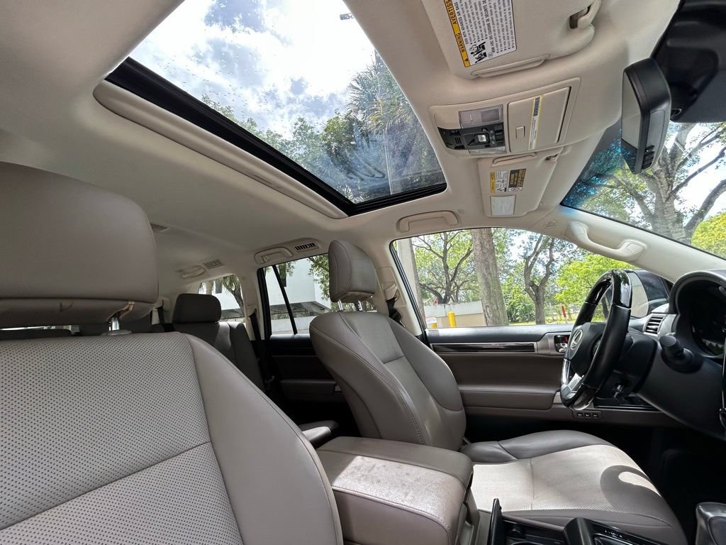 Used 2022 Lexus GX 460 Premium w/ Premium Package AWD/4WD image 40