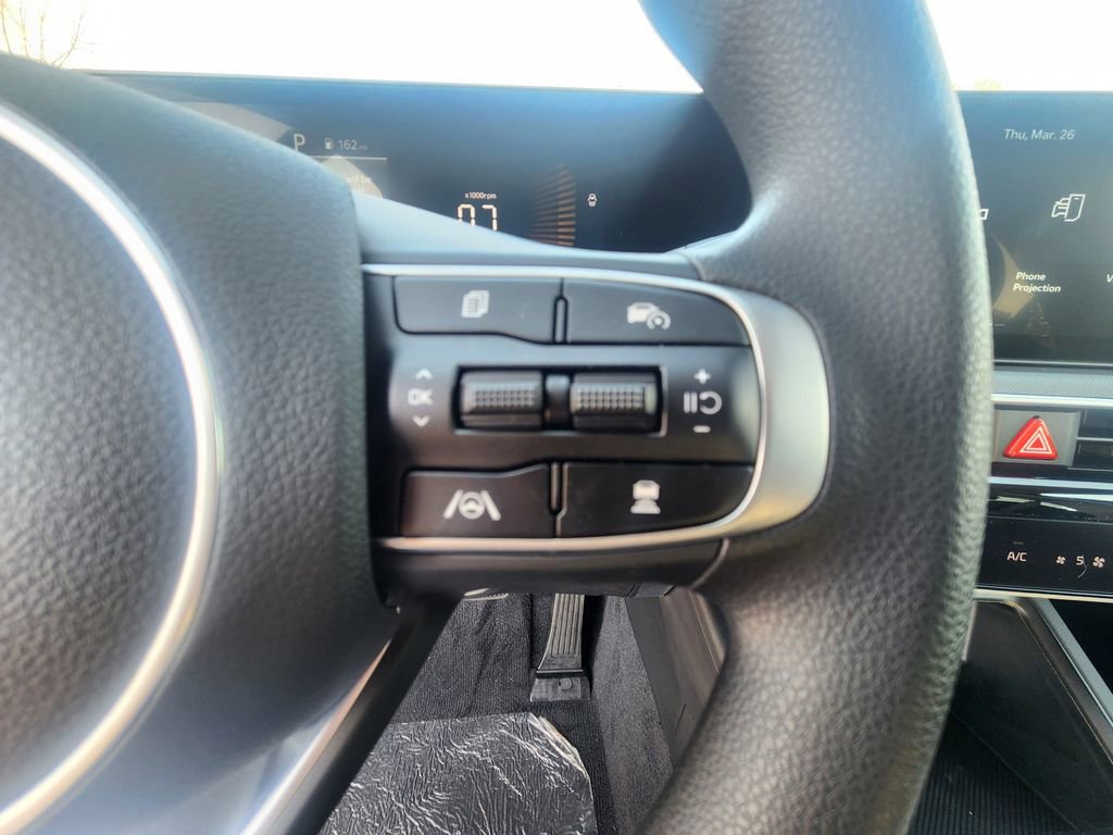 New 2026 Kia K5 LXS image 16