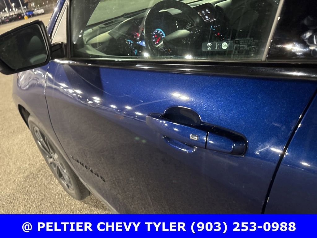 Used 2022 Chevrolet Equinox RS w/ LPO, Cargo Package image 10