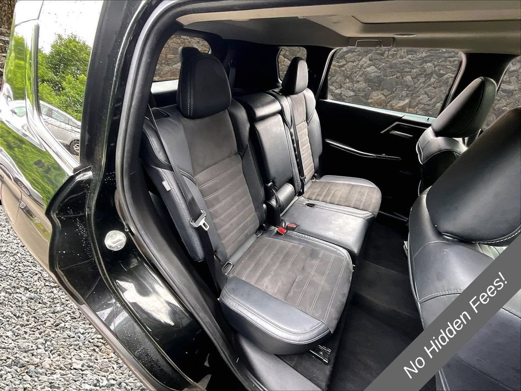 Used 2023 Mitsubishi Outlander SE FWD image 18