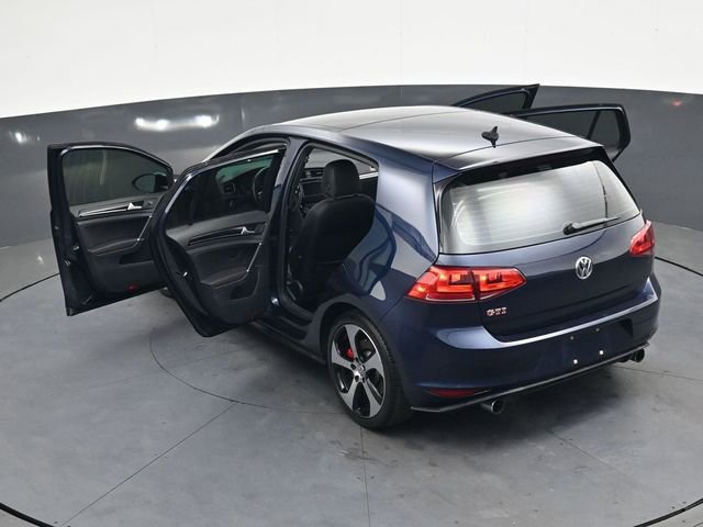 Used 2017 Volkswagen GTI SE FWD image 40
