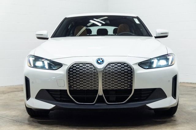 Used 2025 BMW i4 xDrive40i w/ Premium Package image 6