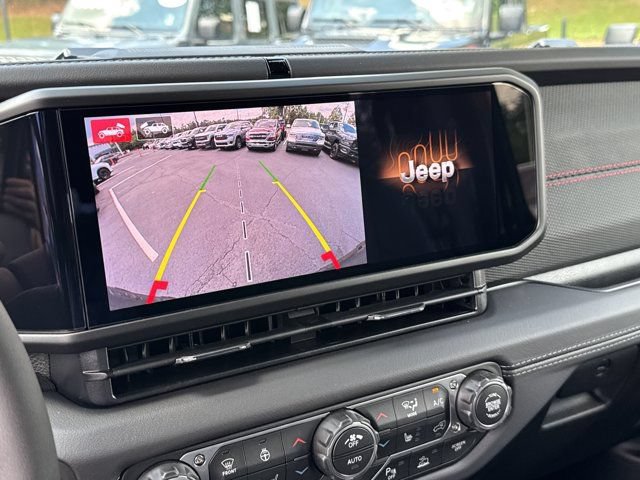 New 2026 Jeep Wrangler Unlimited Rubicon AWD/4WD image 28