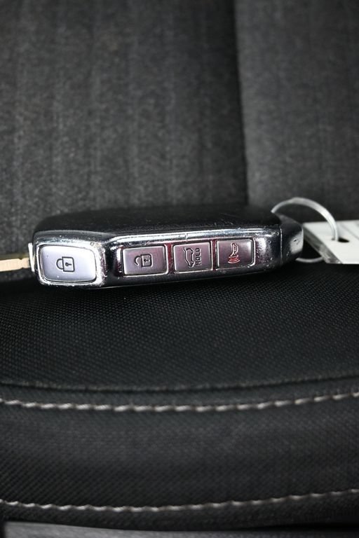Used 2021 Kia Soul GT-Line FWD image 29