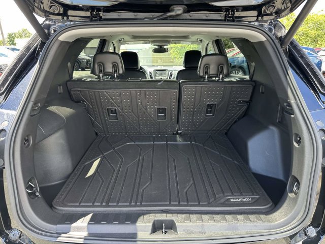 Used 2020 Chevrolet Equinox LT w/ Midnight Edition AWD/4WD image 13